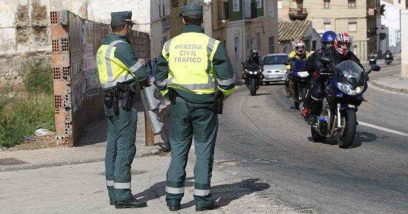 Qué documentación debes llevar en la moto